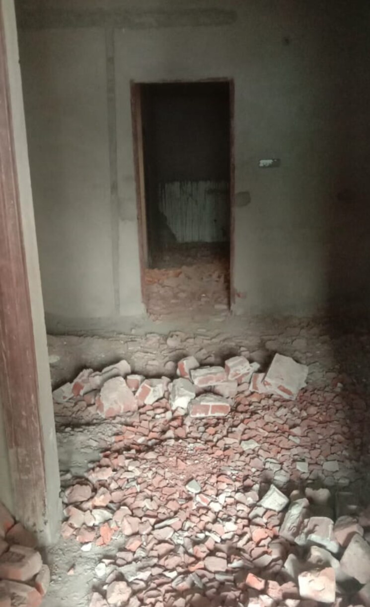 Bathroom, chiranjiv vihar 5 Bedroom 108 Sq.Yd. Independent House In Chiranjiv Vihar Ghaziabad 9384231