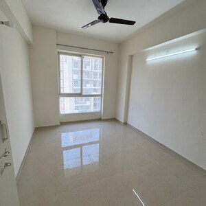 Room in 2 BHK Apartment at Signature The Millennia 3, Sector 37d – for Sale