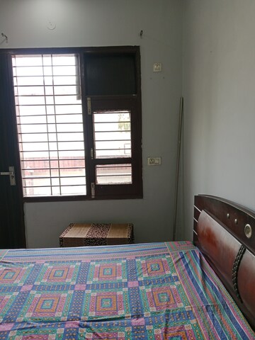 Room in 1 BHK Builder Floor at Ansals Sushant City – for Rent