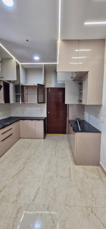 Kitchen in 4 BHK Builder Floor at Kondapur – for Rent