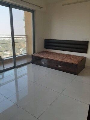 Furnished Amenities in 1 BHK Apartment at Amanora Adreno Towers, Hadapsar – for Rent