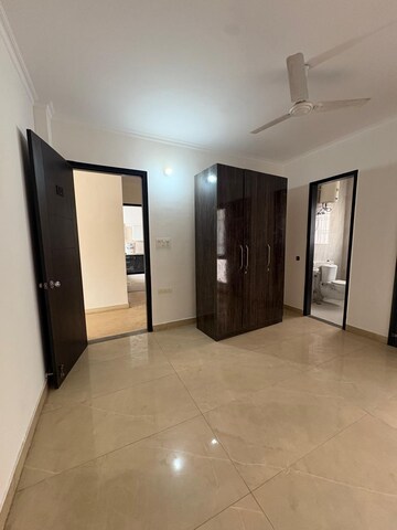 Room in 2 BHK Builder Floor at Sector 46 – for Rent