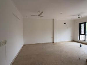 Room in 2 BHK Builder Floor at Sector 46 – for Rent