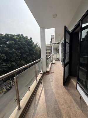 2 BHK Builder Floor For Rent in Sector 46