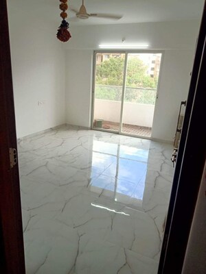 Room in 1 BHK Apartment at VTP Urban Nirvana, Kharadi – for Rent