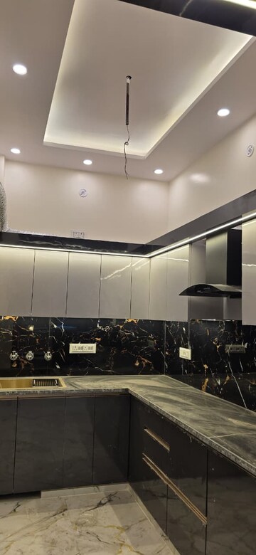 Kitchen in 3 BHK Independent House at Gomti Nagar – for Sale