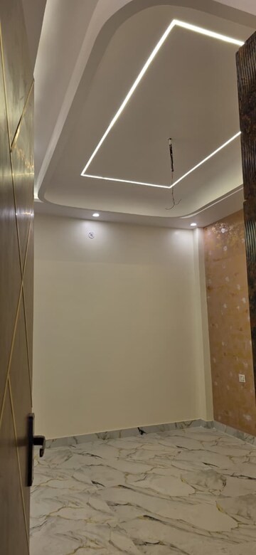 Furnished Amenities in 3 BHK Independent House at Gomti Nagar – for Sale