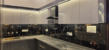 Gym in 3 BHK Independent House at Gomti Nagar – for Sale