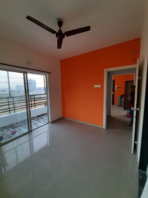 Room in 1 BHK Apartment at Kharadi – for Rent