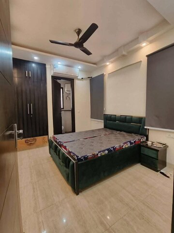 Bedroom in 3 BHK Builder Floor at Sector 18 – for Rent