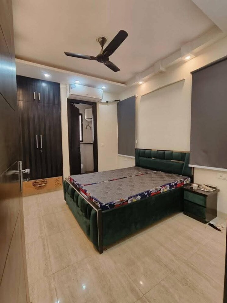 Bedroom, sector 18 3 Bedroom 1780 Sq.Ft. Builder Floor In Sector 18 Gurgaon 9384345