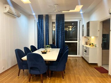 Living Room in 3 BHK Builder Floor at Sector 18 – for Rent
