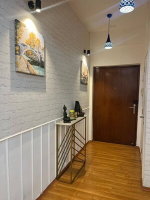 Building Lobby in 3 BHK Builder Floor at Sector 18 – for Rent