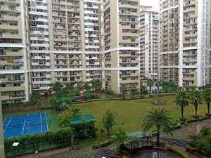 4 BHK Apartment For Rent in Prateek Stylome, Sector 45