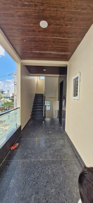 Building Lobby in 3 BHK Builder Floor at Kondapur – for Rent