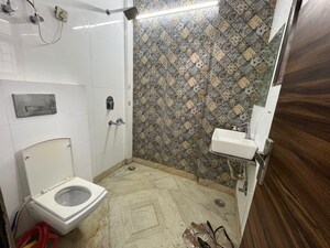 Bathroom in 2.5 BHK Apartment at Navbharat Apartments, Paschim Vihar – for Rent