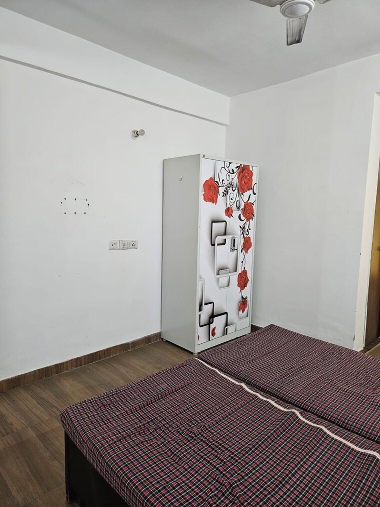 Bedroom, chattarpur 1 Bedroom 500 Sq.Ft. Builder Floor In Chattarpur Delhi 9384360