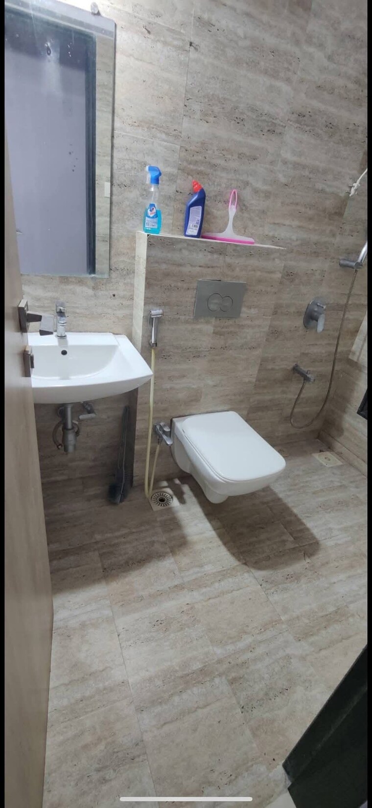 Bathroom, andheri east Pg For Boys In Andheri East 9384357