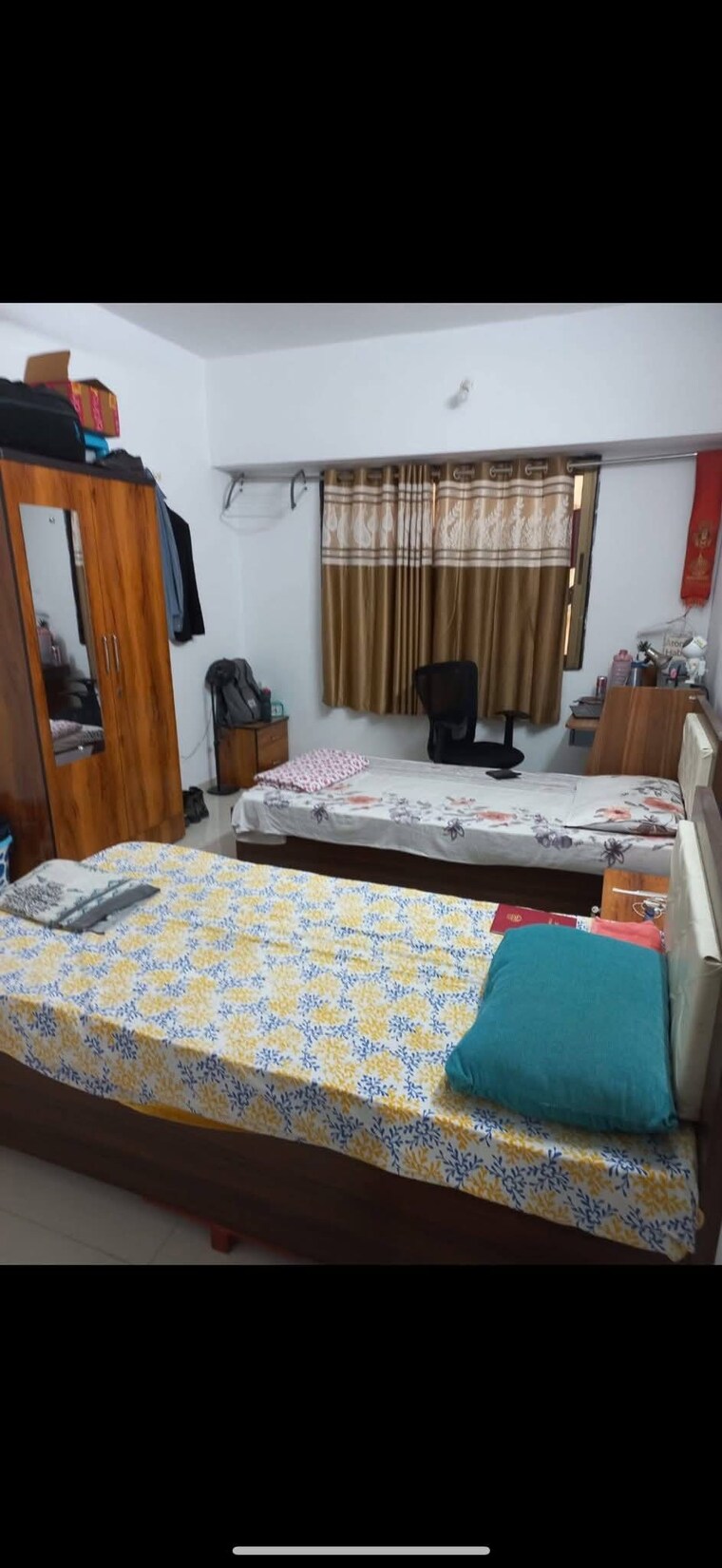 Bedroom, andheri east Pg For Boys In Andheri East 9384357