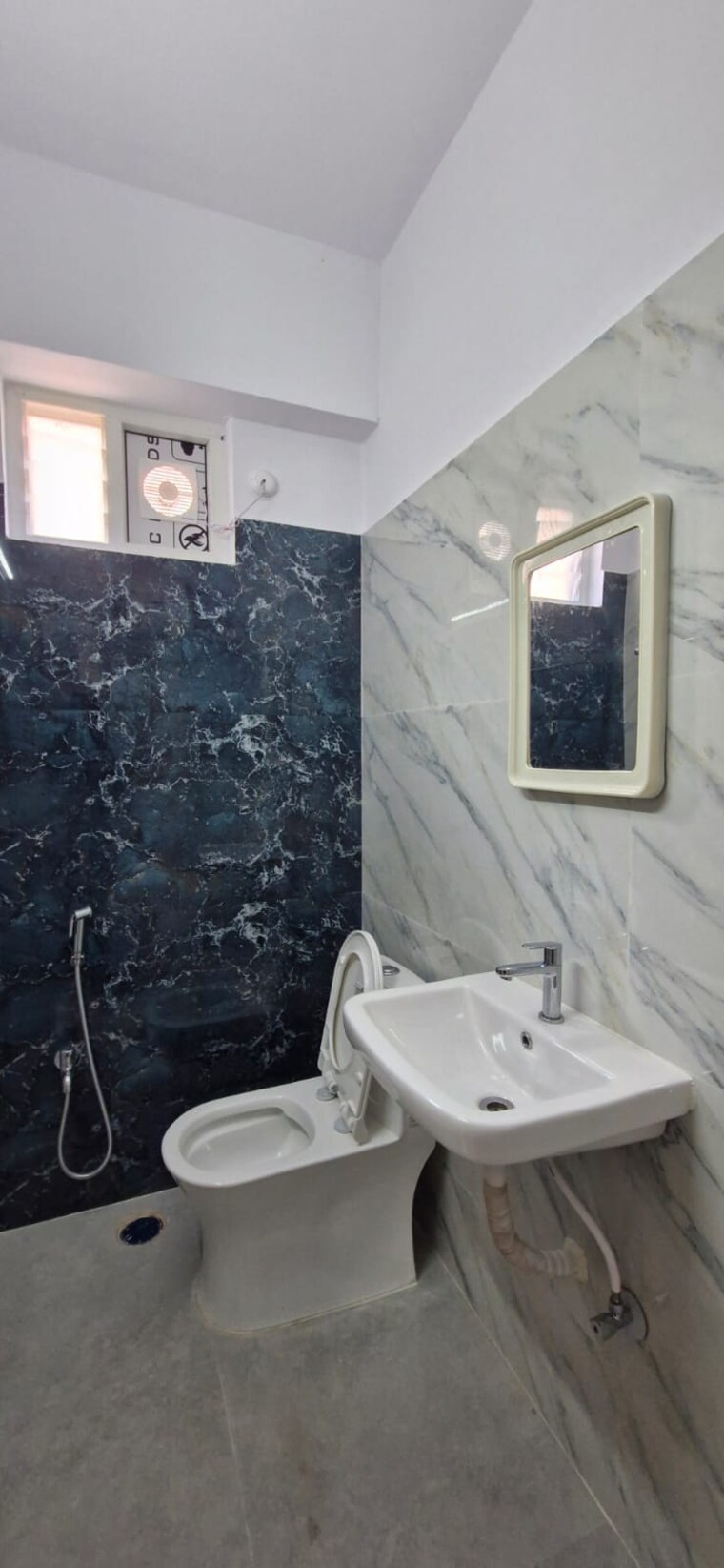 Bathroom, kondapur 3 Bedroom 2000 Sq.Ft. Builder Floor In Kondapur Hyderabad 9384364