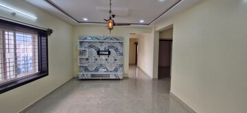 Room in 3 BHK Builder Floor at Kondapur – for Rent