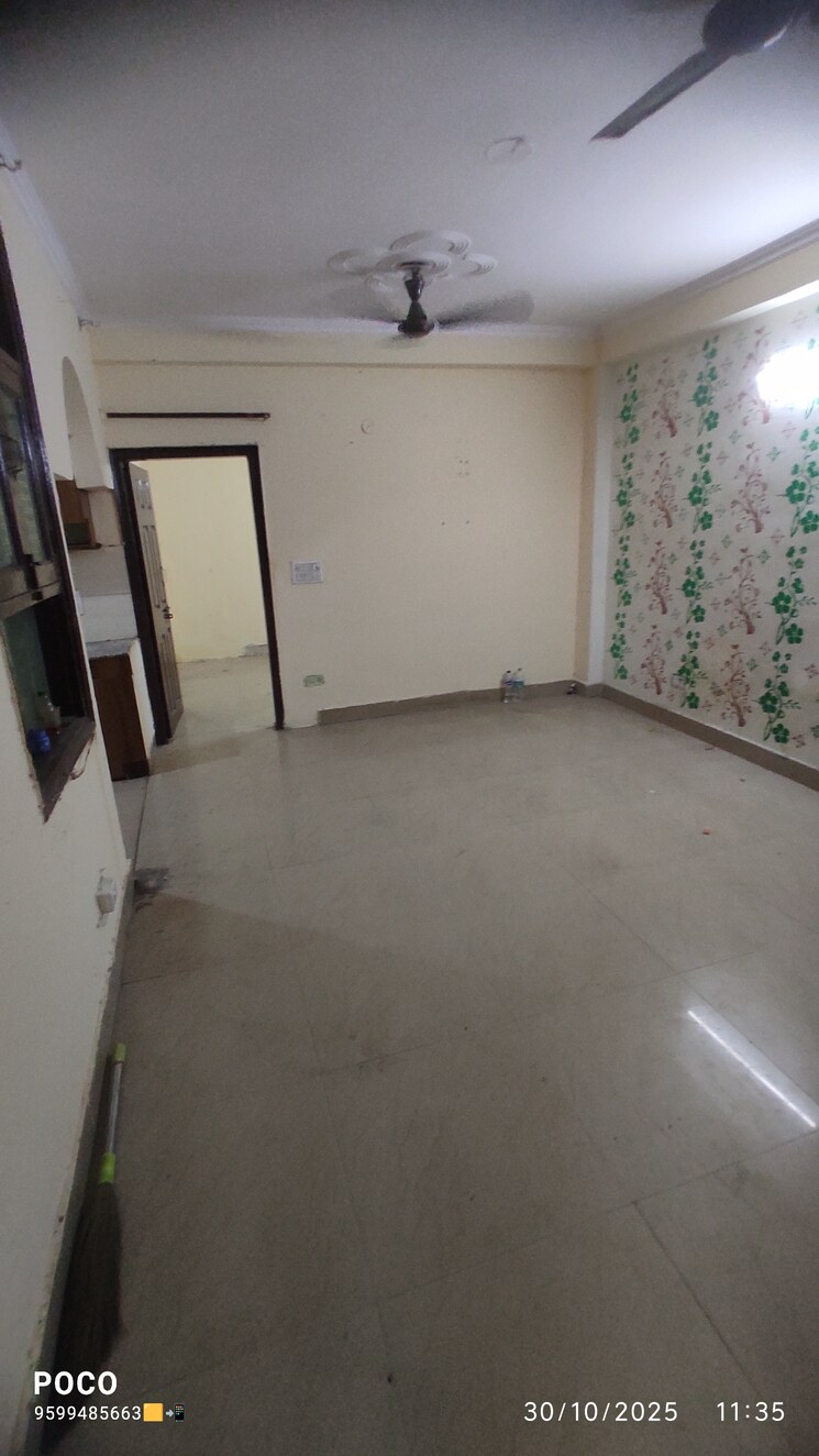 Master Bedroom, tanishq-resident-welfare-association 2 Bedroom 800 Sq.Ft. Builder Floor In Mehrauli Delhi 9384383
