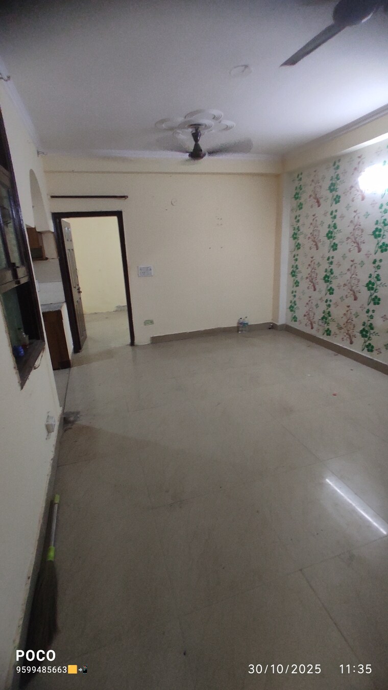 Master Bedroom, tanishq-resident-welfare-association 2 Bedroom 800 Sq.Ft. Builder Floor In Mehrauli Delhi 9384383