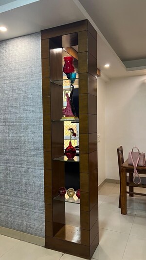 Furnished Amenities in 2 BHK Apartment at Panchsheel Greens II, Sector 16 Greater Noida – for Rent