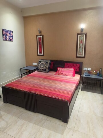 Bedroom in 6+ BHK Villa at RWA Apartments Sector 50, Sector 50 – for Sale
