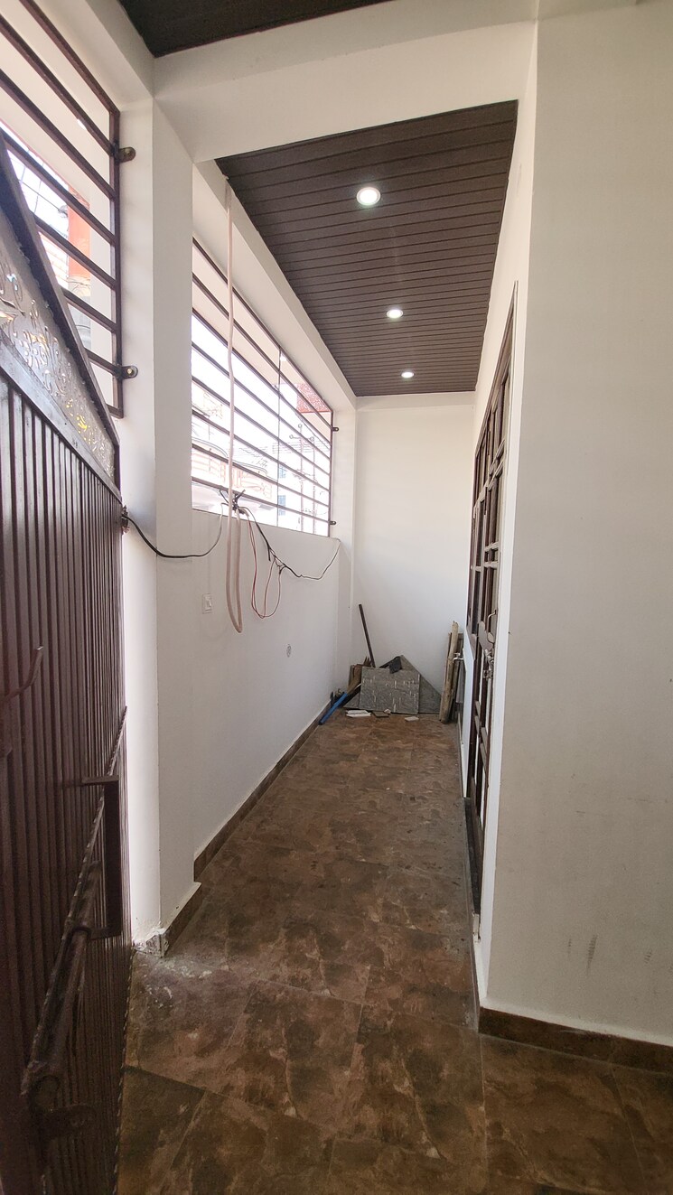 Balcony, kalyanpur east 2.5 Bedroom 1000 Sq.Ft. Independent House In Kalyanpur East Lucknow 9384433