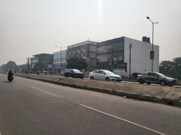  Showroom – Exterior View View at Jankipuram - for Rent