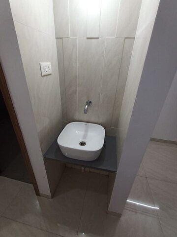  2 BHK Apartment at Mavani Geetanjali, Ghatkopar East – for Sale