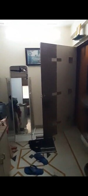 Team Area in 1 BHK Apartment at Eff Jumbo Darshan CHS, Andheri East – for Rent