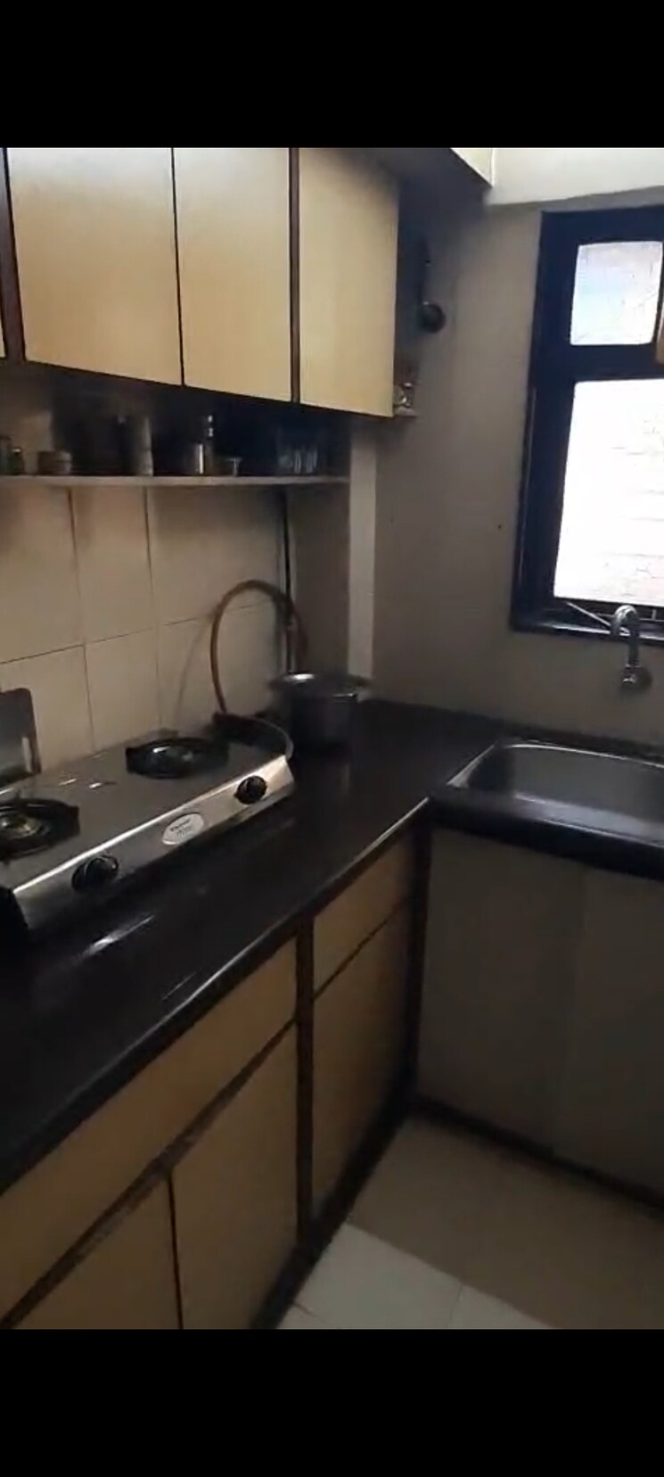 Kitchen, eff-jumbo-darshan-chs 1 Bedroom 522 Sq.Ft. Apartment In Andheri East Mumbai 9384498