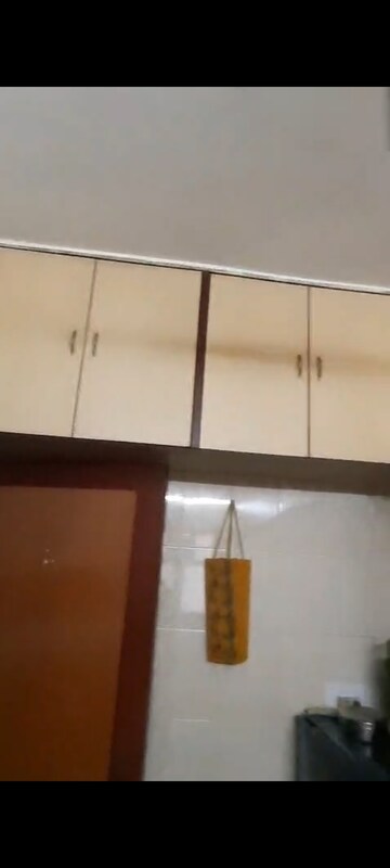 Furnished Amenities in 1 BHK Apartment at Eff Jumbo Darshan CHS, Andheri East – for Rent