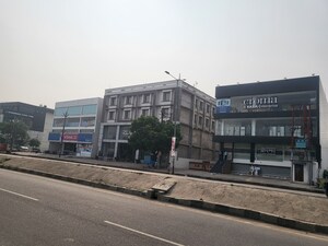  Office Space For Rent in Jankipuram