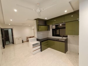 Team Area in 2 BHK Apartment at Om Ashish C.H.S, Malad West – for Rent