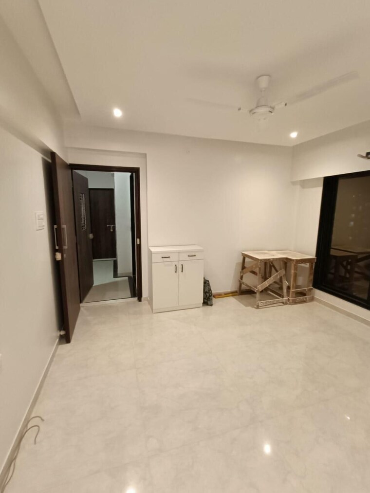 Room, om-ashish-chs 2 Bedroom 660 Sq.Ft. Apartment In Malad West Mumbai 9384508