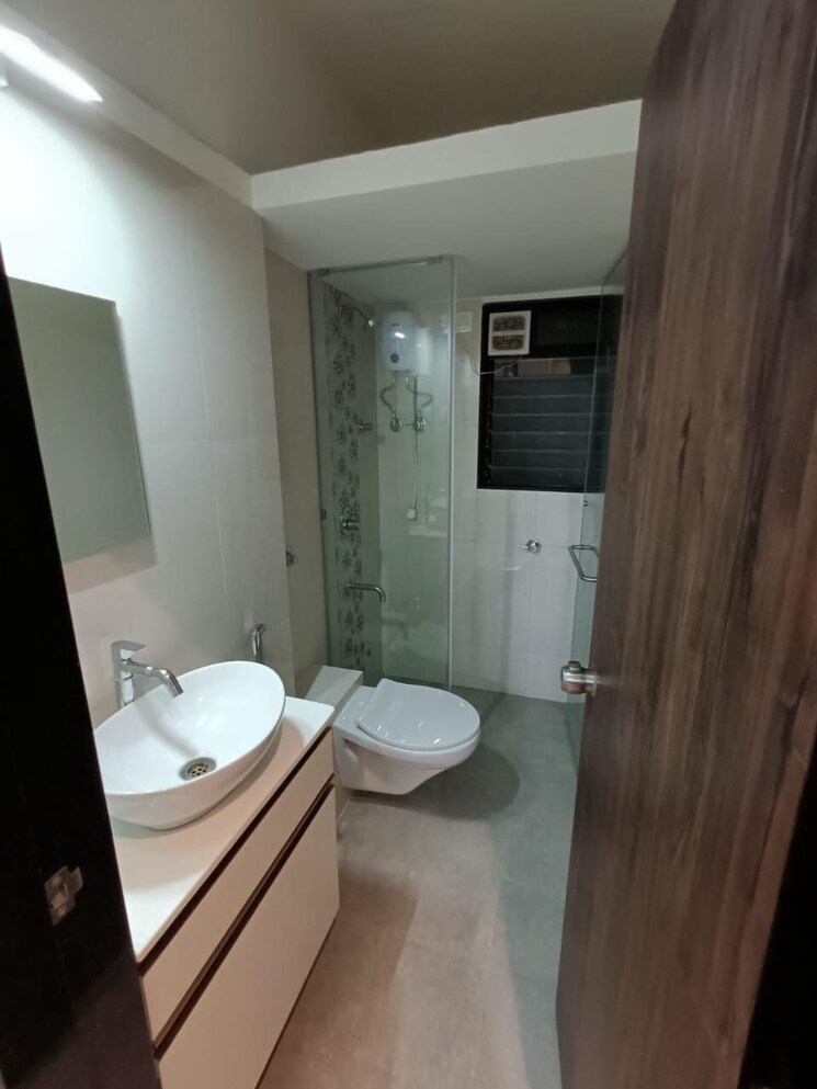 Bathroom, om-ashish-c-h-s 2 Bedroom 660 Sq.Ft. Apartment In Malad West Mumbai 9384508
