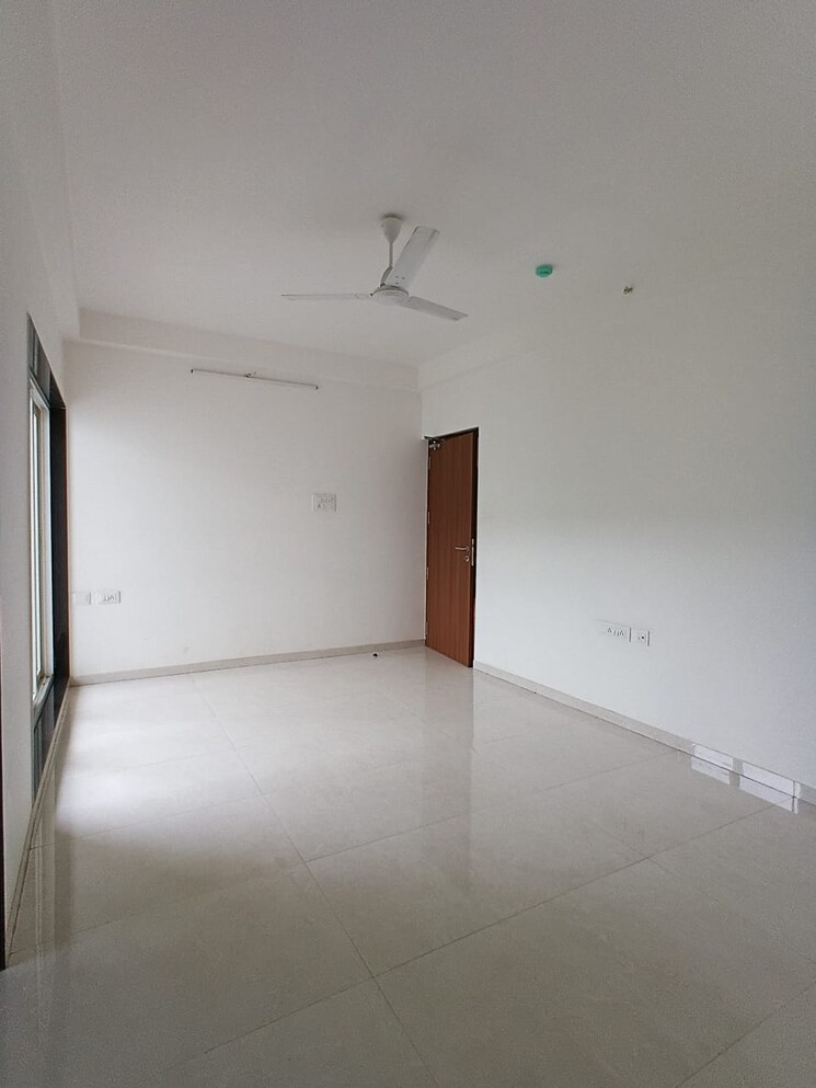 Room, kalyan east 1 Bedroom 459 Sq.Ft. Apartment In Kalyan East Thane 9384521