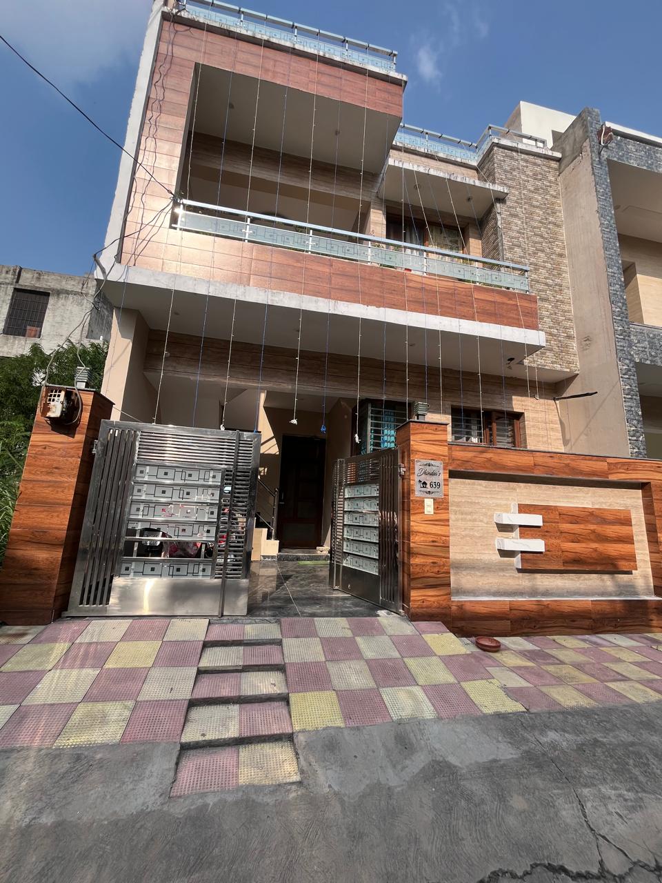 2 BHK + Pooja Room Independent House For Rent in Amar Enclave 