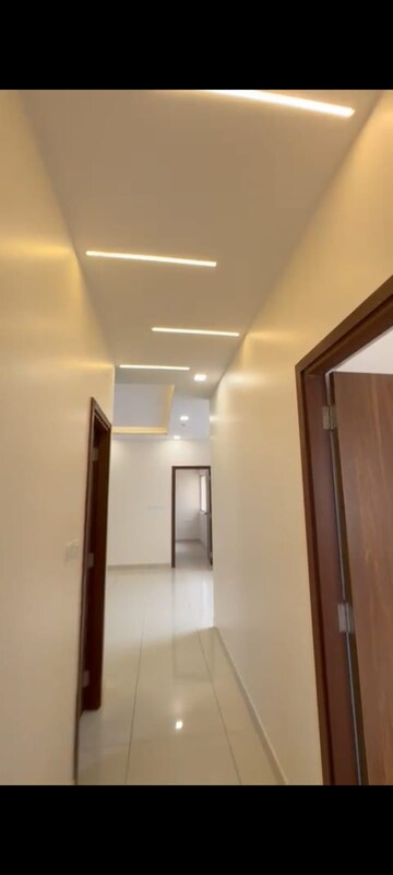 Room in 3 BHK Apartment at Prestige Finsbury Park Hyde, Bagaluru – for Sale