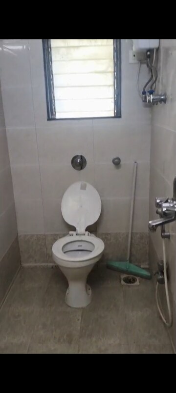 Bathroom in 3 BHK Apartment at Air View Apartment, Vile Parle East – for Rent