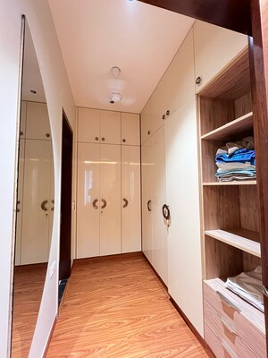 Building Lobby in 5 BHK Villa at Sushant Lok 3, Sector 57 – for Rent