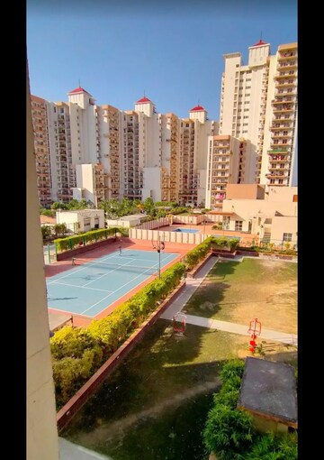 Swimming Pool in 3 BHK Apartment at Spaze Privvy The Address, Sector 93 – for Sale