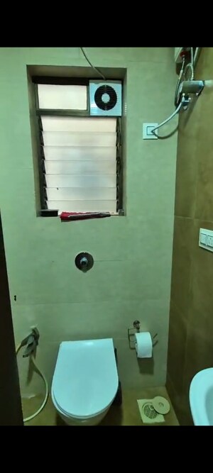 Furnished Amenities in 2 BHK Apartment at Nivara Deepanjali CHSL, Vile Parle East – for Rent