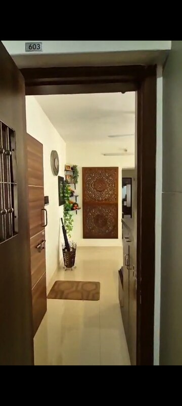 Furnished Amenities in 2 BHK Apartment at Nivara Deepanjali CHSL, Vile Parle East – for Rent