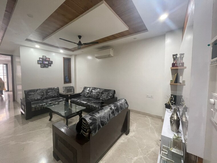 Team Area, janakpuri 3 Bedroom 1818 Sq.Ft. Builder Floor In Janakpuri Delhi 9384612