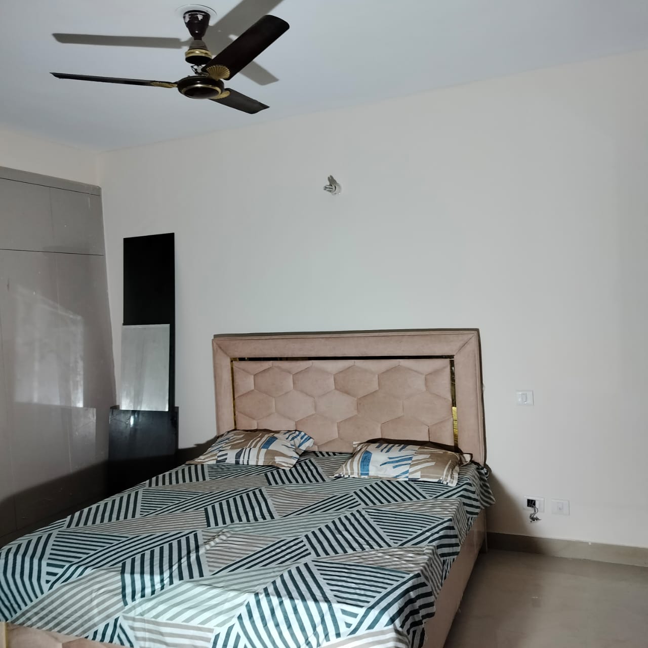2 BHK + Pooja Room Apartment For Rent in Jaipuria Sunrise Green