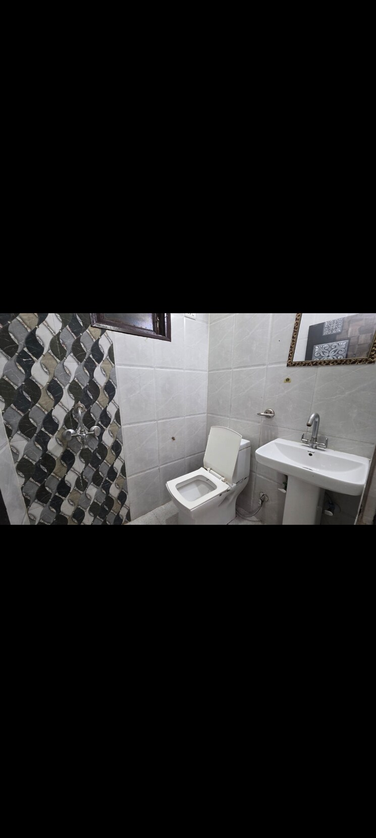 Bathroom, saket 1 Bedroom 450 Sq.Ft. Builder Floor In Saket Delhi 9384645